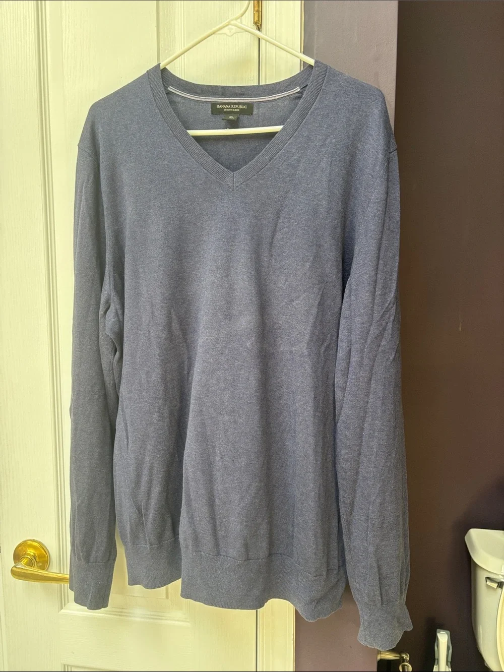 Banana Republic Men's V-Neck Sweater - Slate Blue